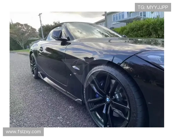 2.0T爆197马力,加速6.7秒,新款宝马Z4比911帅气